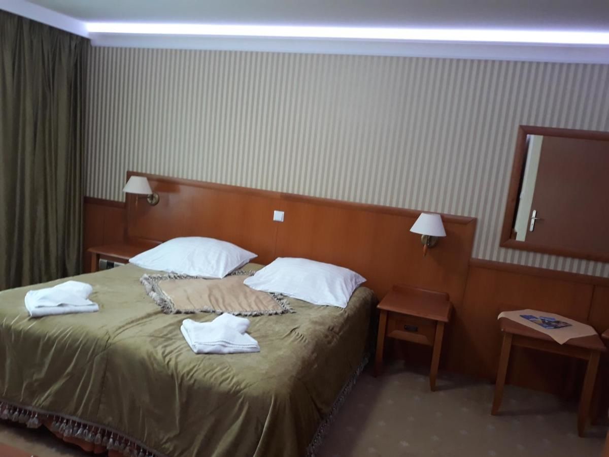 Отель Hotel Imperium Пщина