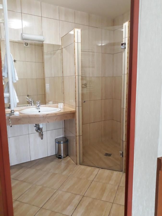 Отель Hotel Imperium Пщина